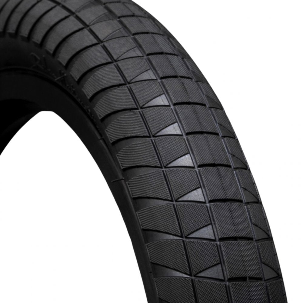 RUBEN TIRE 20*2.25 BLACK